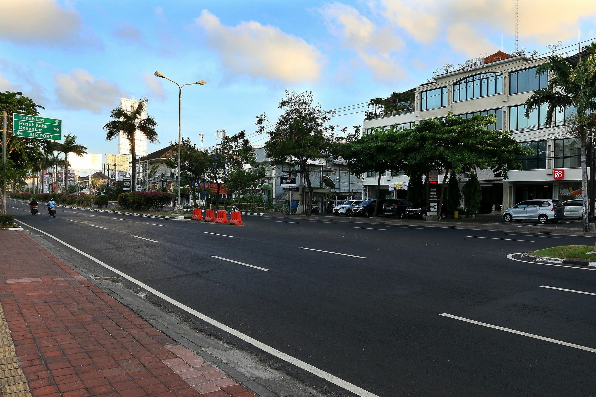 Sun Boutique Hotel Kuta Lombok Exterior foto
